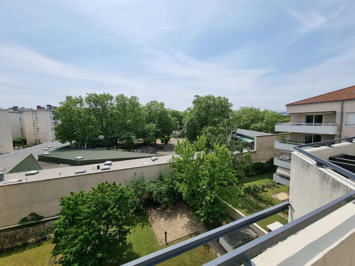 Bngo I Immense Rooftop Lyon I 2 Chambres, 4 Places Parkings, 2 Immenses Terrasses, 8 Personnes ภายนอก รูปภาพ