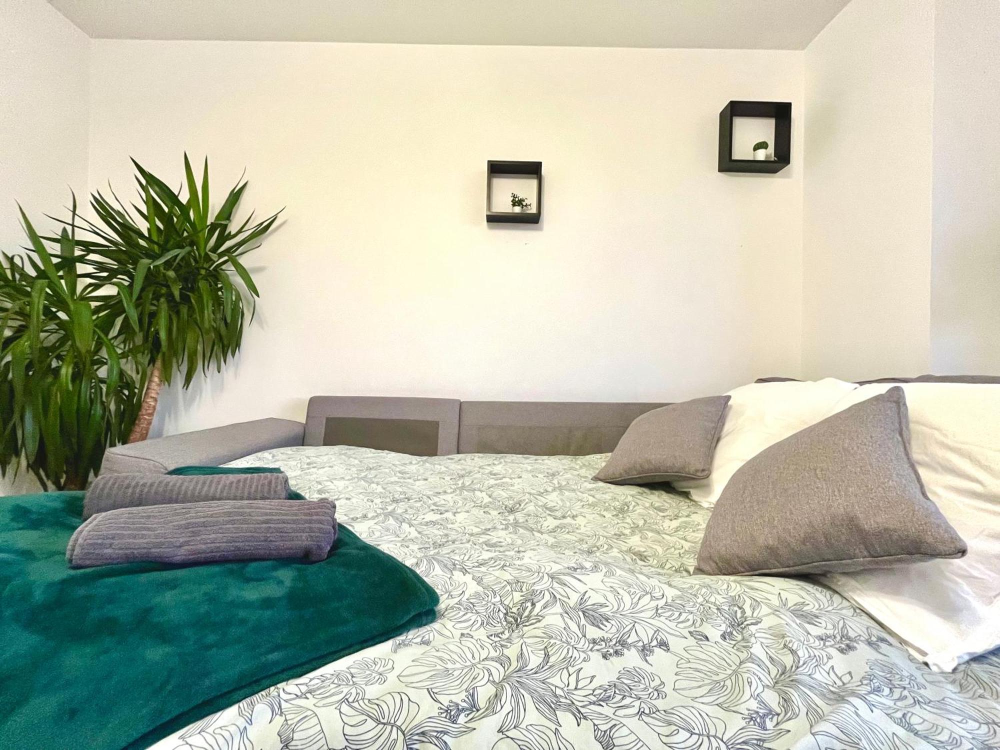 Bngo I Immense Rooftop Lyon I 2 Chambres, 4 Places Parkings, 2 Immenses Terrasses, 8 Personnes ภายนอก รูปภาพ