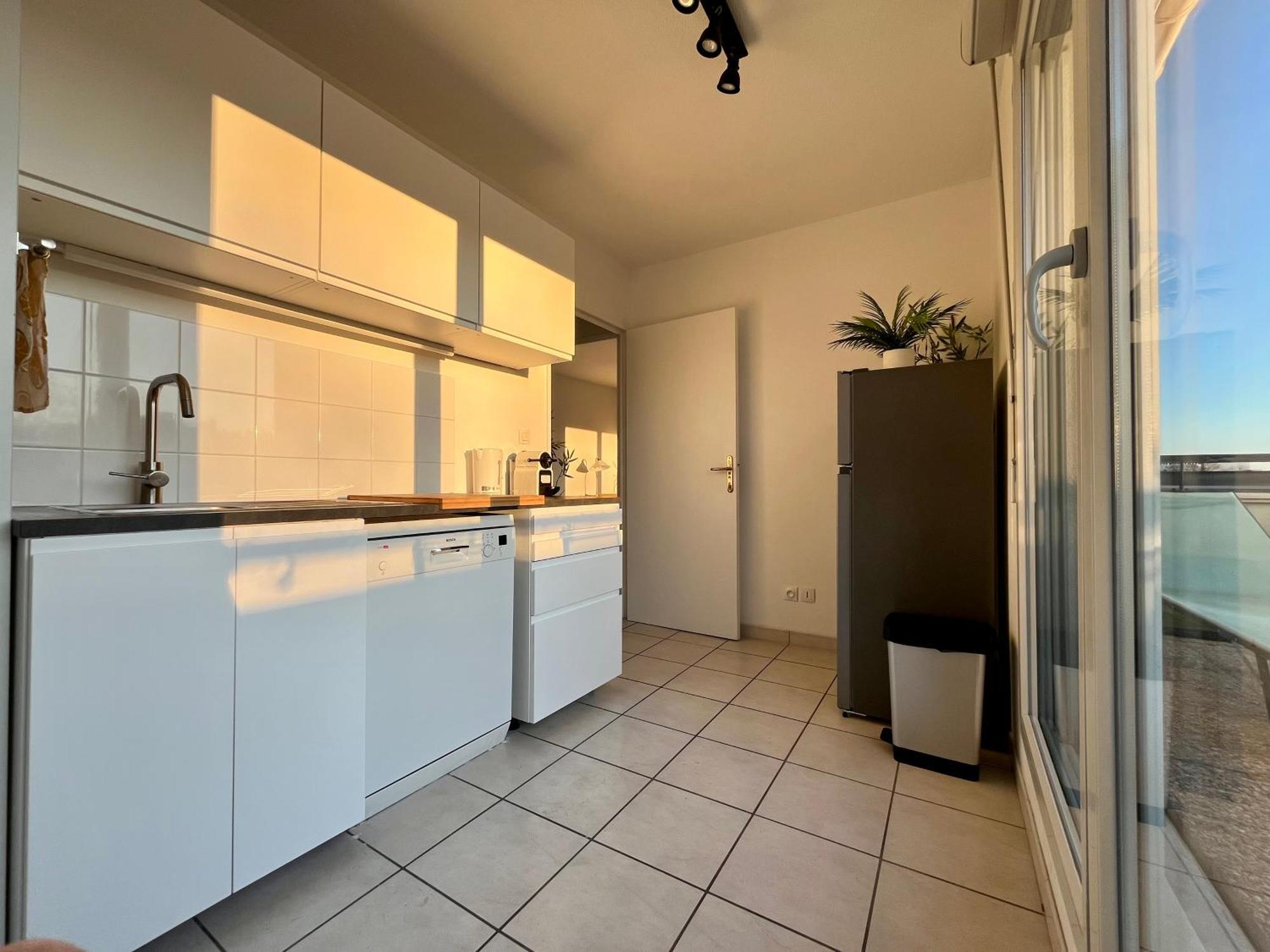 Bngo I Immense Rooftop Lyon I 2 Chambres, 4 Places Parkings, 2 Immenses Terrasses, 8 Personnes ภายนอก รูปภาพ